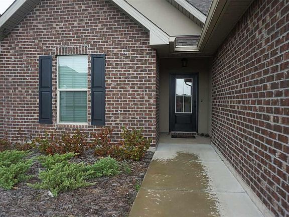 2nd image of 1759 Waterbury Way
