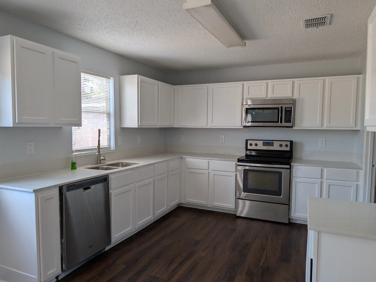 4512 Wedgewood Drive — Photo 2