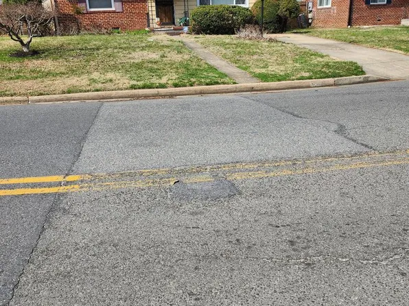 6322 23rd Ave, Hyattsville, MD 20782