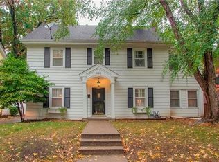 622 W 62nd St, Kansas City, MO 64113