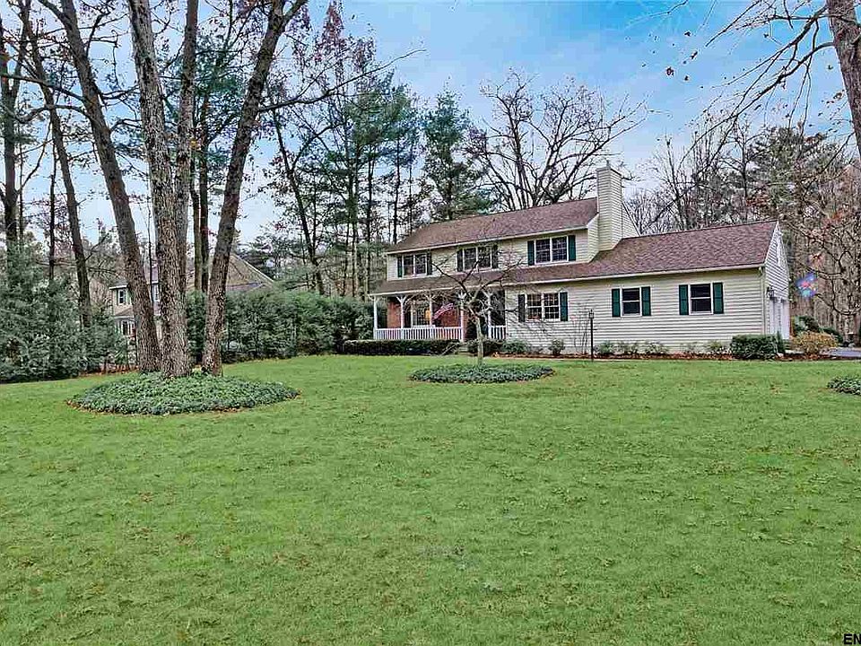 1st image of 36 Pinion Pine Ln