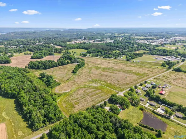 Pleasant Hill Rd, Guntersville, AL 35976