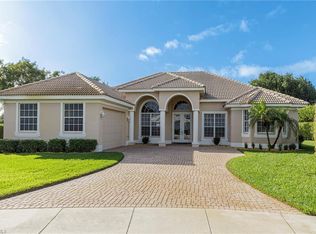 96 Forest Hills Blvd, Naples, FL 34113