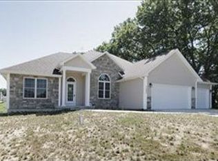 5489 Embassy St, Kalamazoo, MI 49009