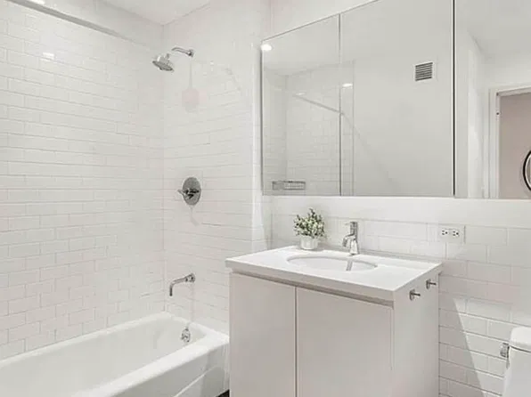 90 William Street #6E, photo 5
