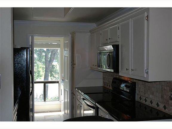2nd image of 3840 Far West Blvd APT 201