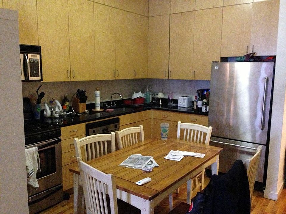 1st image of 81 Nassau St APT 4J