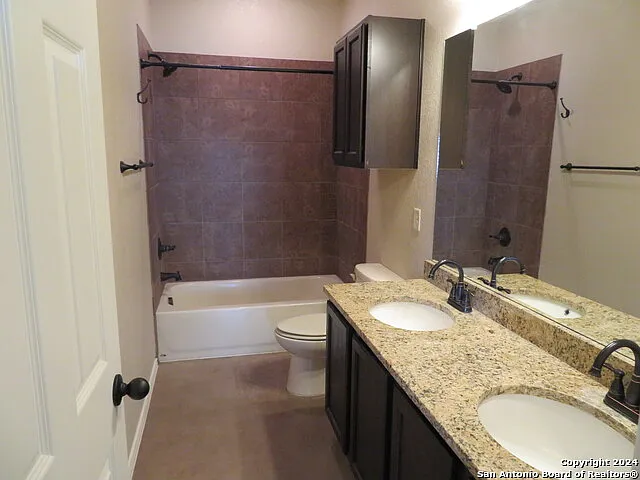 734 Saengerhalle Rd — Photo 12
