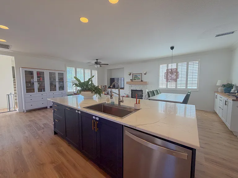 9 Allbrook Ct — Photo 2