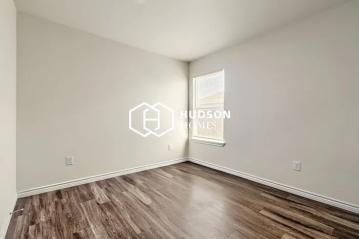 3626 Yamini Dr — Photo 8