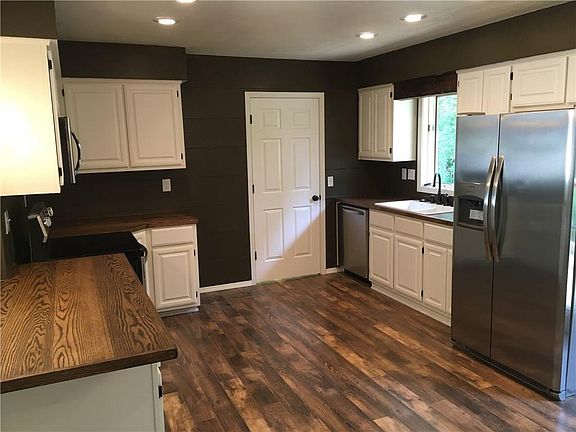 3rd image of 9 Wafton Ln