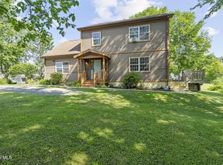 1550 Best Rd, Rensselaer, NY 12144