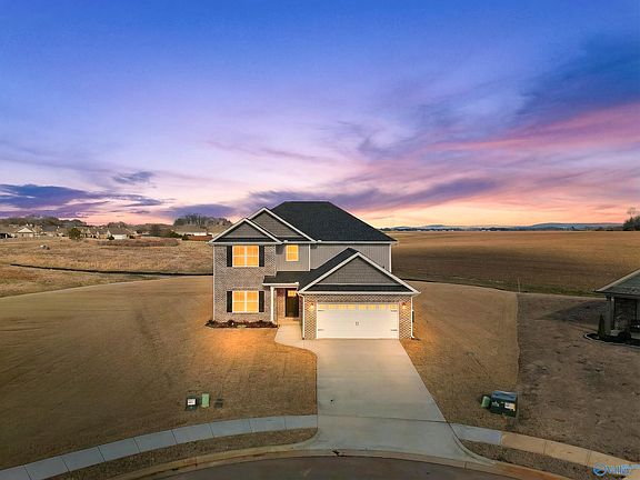 2nd image of 307 Plant View Dr