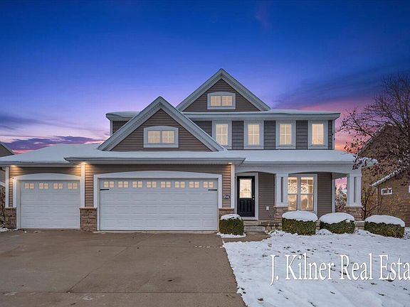 2nd image of 8541 Twin Lakes Dr