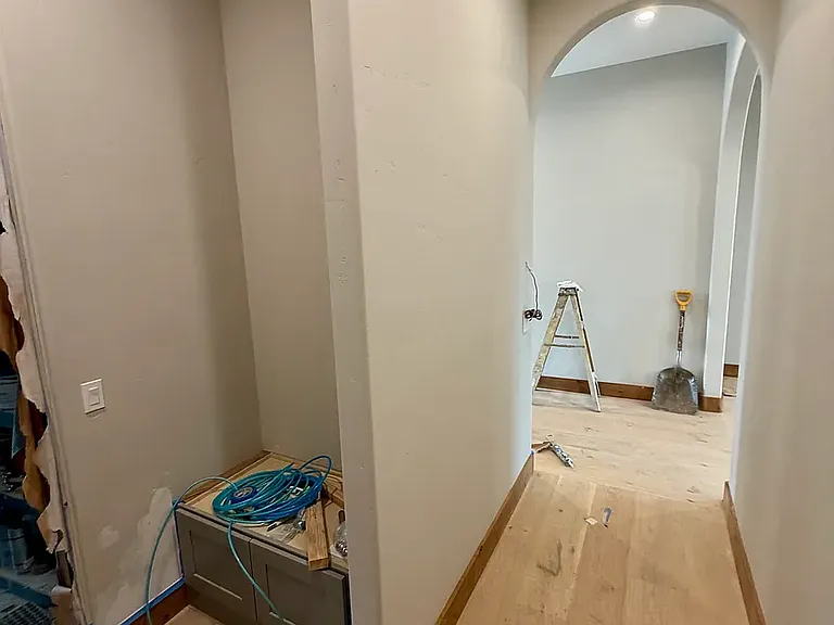 1139 Roy Ave — Photo 42