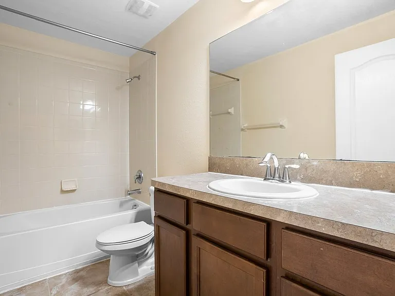 2044 Hawks View Dr — Photo 7