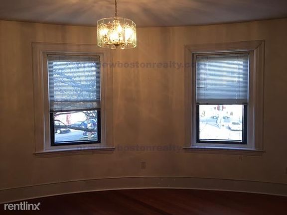 2nd image of 133 Cypress St #Dta
