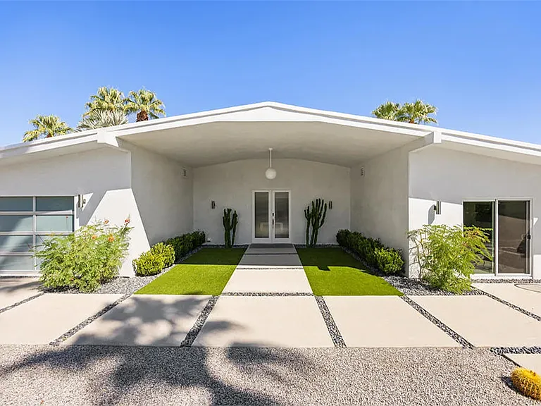 1160 E Marion Way — Photo 31