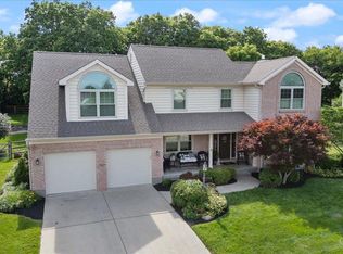 7329 Rolling Meadows Dr, West Chester, OH 45069
