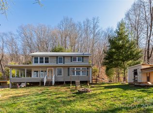 365 Roy Bodine Trl, Franklin, NC 28734