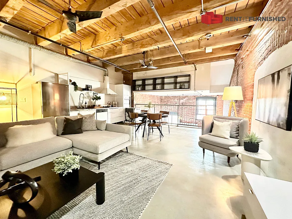 55 Cordova St E #404