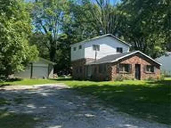 1445 10th St, Cottage Hills, IL 62018
