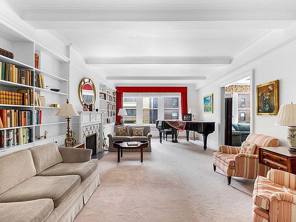 2nd image of 25 E 86th St #4C