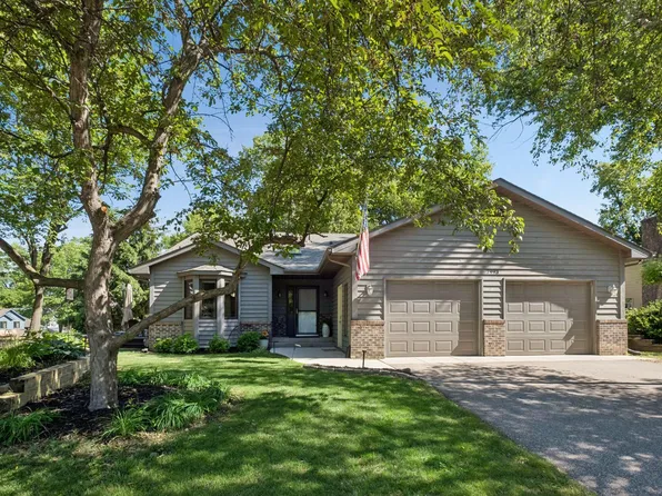 7993 172nd St W, Lakeville, MN 55044