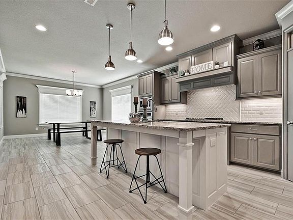 5th image of 6301 W Murfield Dr