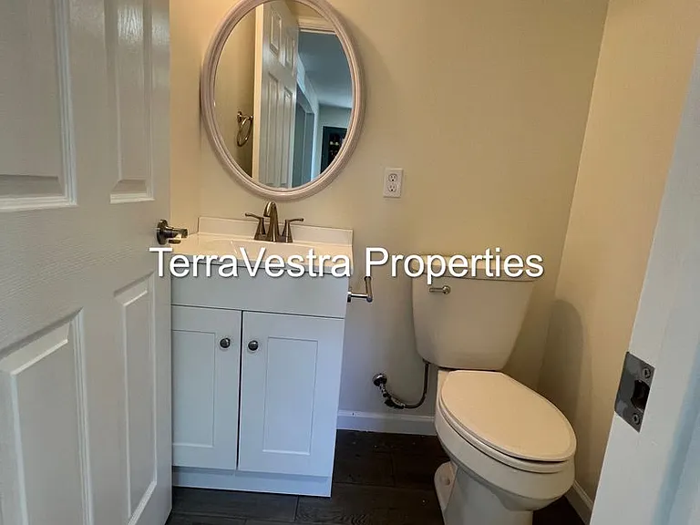 107 Lincoln Rd — Photo 10