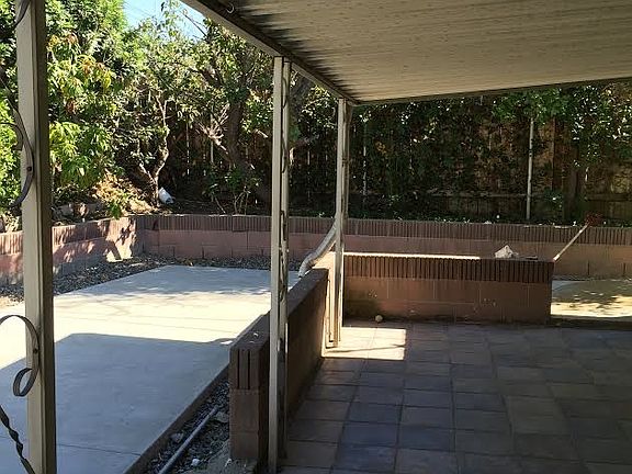 5th image of 2941 E Pinefalls Dr