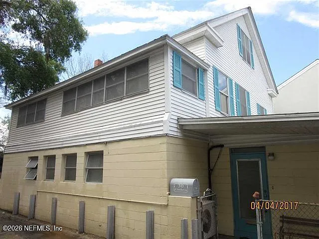 30 Cordova St — Photo 2