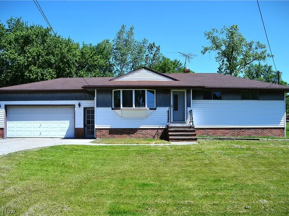 3713 Grafton Rd, Brunswick, OH 44212