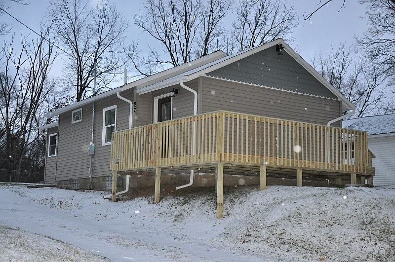 1st image of 80 Carl Ave