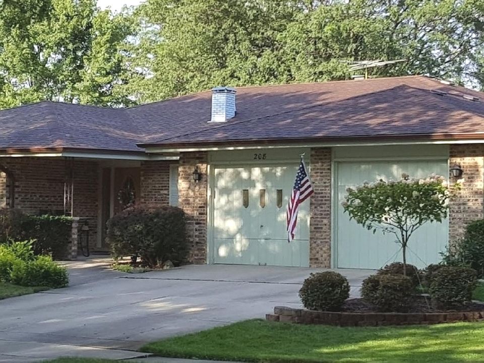 1st image of 208 Glenridge Ln
