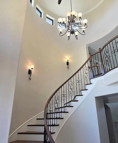 127 Bridgewater — Photo 3