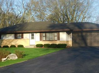 2348 Bonnie Dr, Rockford, IL 61109