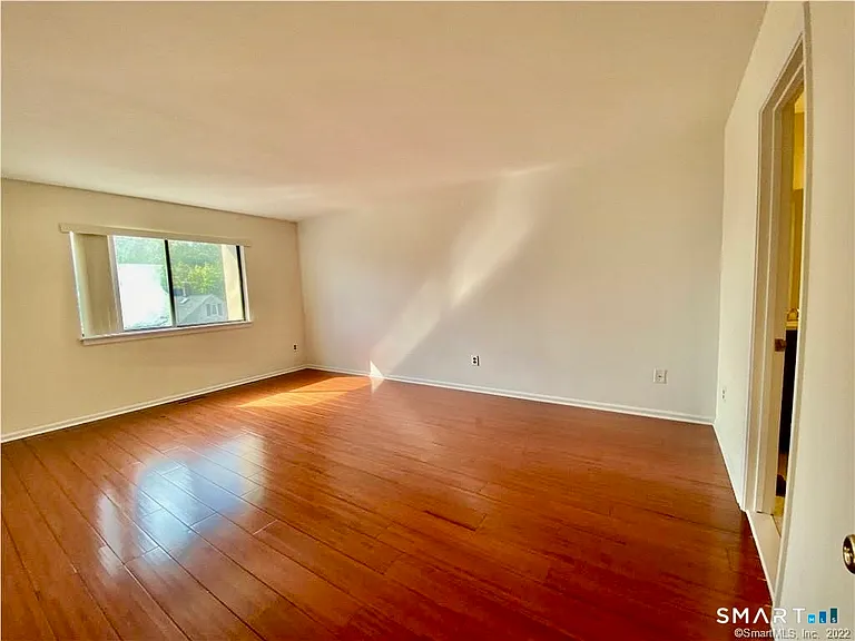 1 Valley Rd #205 — Photo 23