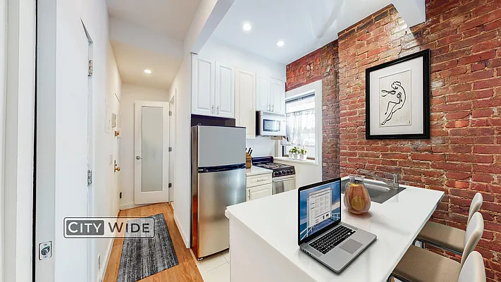 Rented by City Wide Apartments | media 22