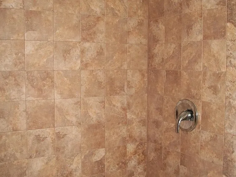 2421 Newell Dr — Photo 7