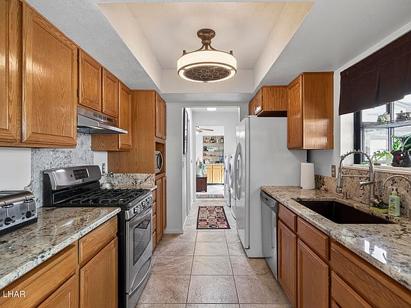 4th image of 3508 Shawnee Ln