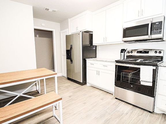 5th image of 5807 Lawrence Blvd