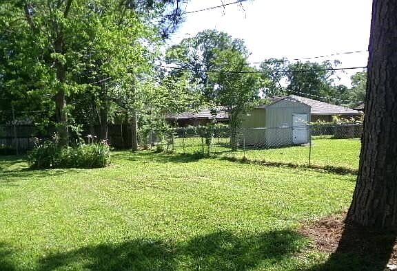 3rd image of 1235 Elaine Dr
