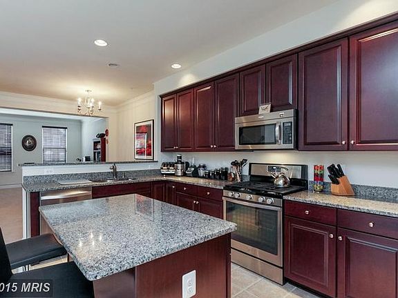 5th image of 23050 Sweetspire Dr