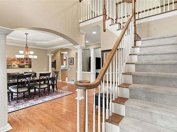 5th image of 1360 Sagebrook Way
