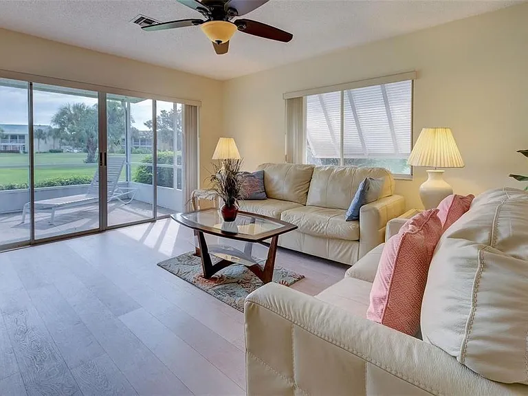 314 Cerromar Way N #16 — Photo 4