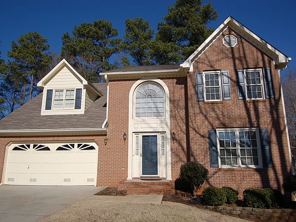 3rd image of 1430 Green Oak Cir