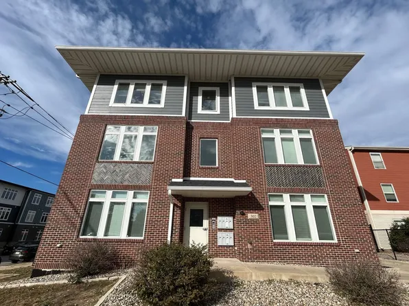 302 E Clark