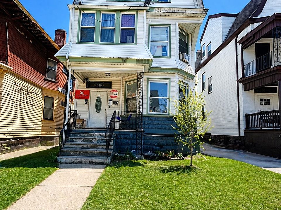 1st image of 160 N 18th St APT 3