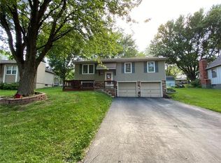 1608 N Belvidere Ave, Independence, MO 64056